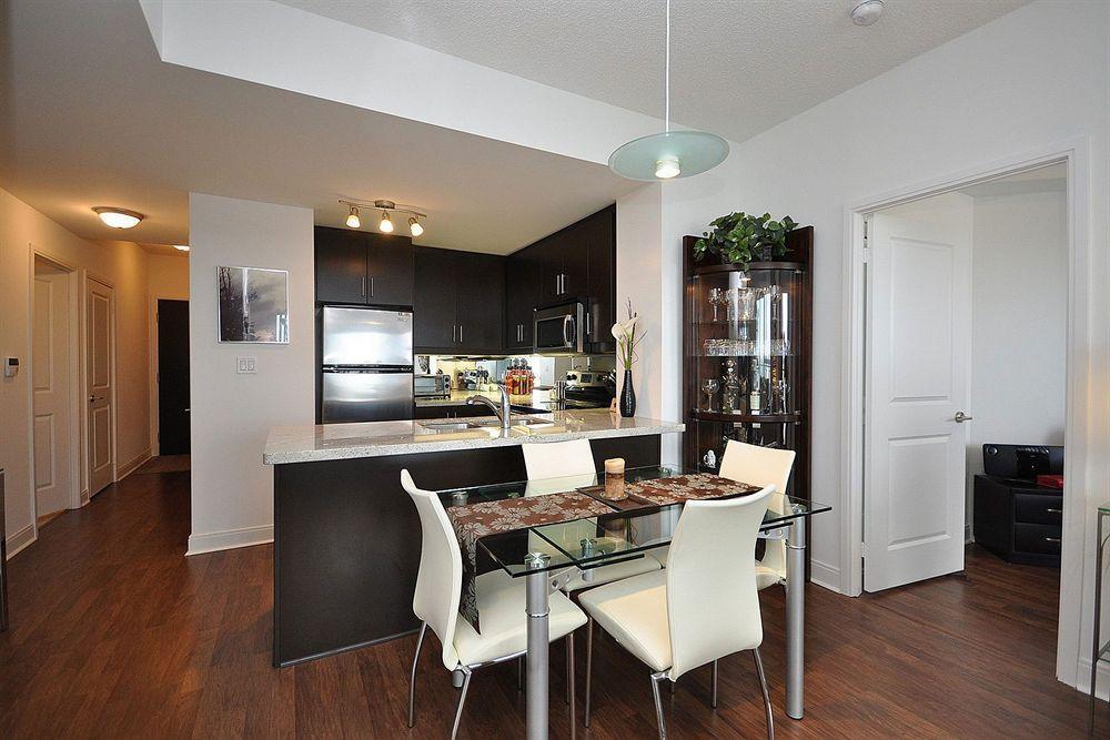 Executive Stay At Ovation Square One Mississauga Exteriör bild