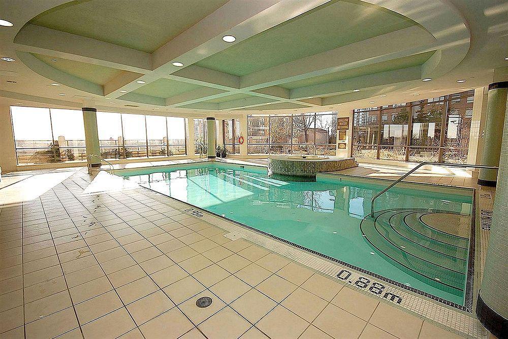 Executive Stay At Ovation Square One Mississauga Exteriör bild