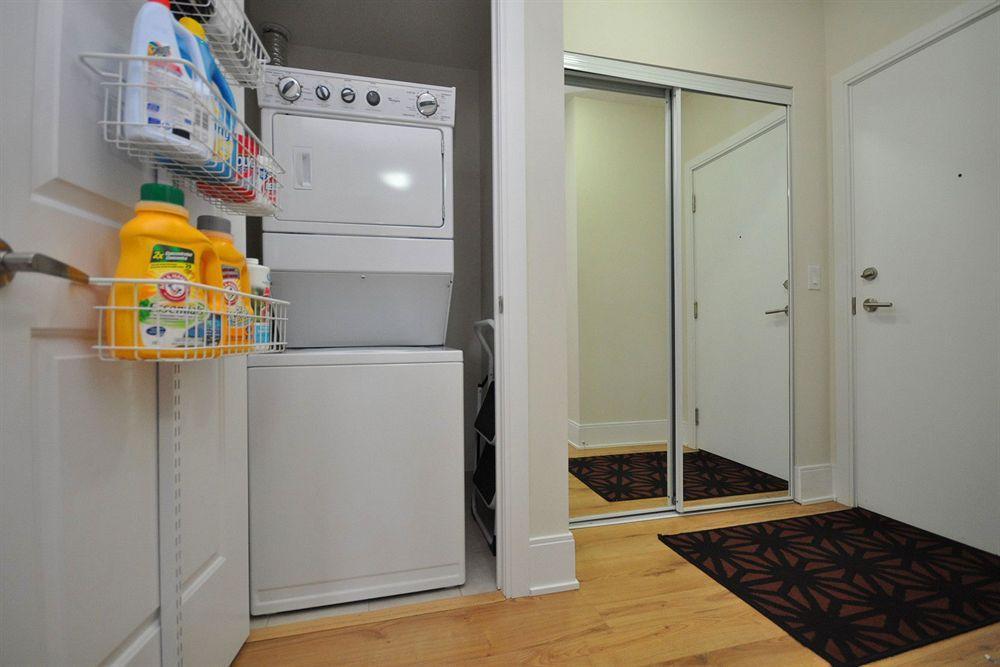 Executive Stay At Ovation Square One Mississauga Exteriör bild