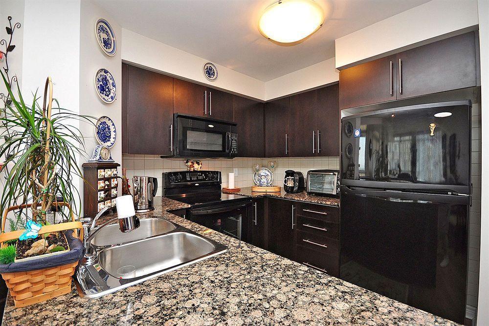 Executive Stay At Ovation Square One Mississauga Exteriör bild