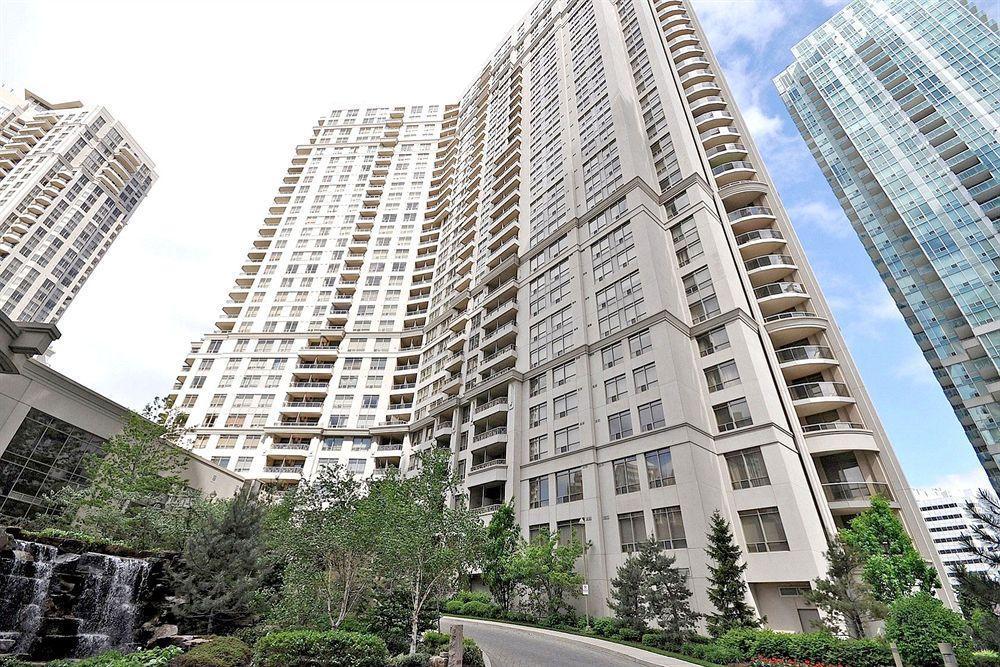 Executive Stay At Ovation Square One Mississauga Exteriör bild