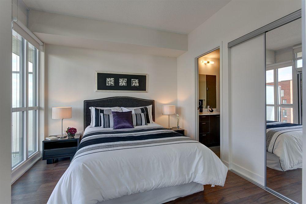 Executive Stay At Ovation Square One Mississauga Exteriör bild